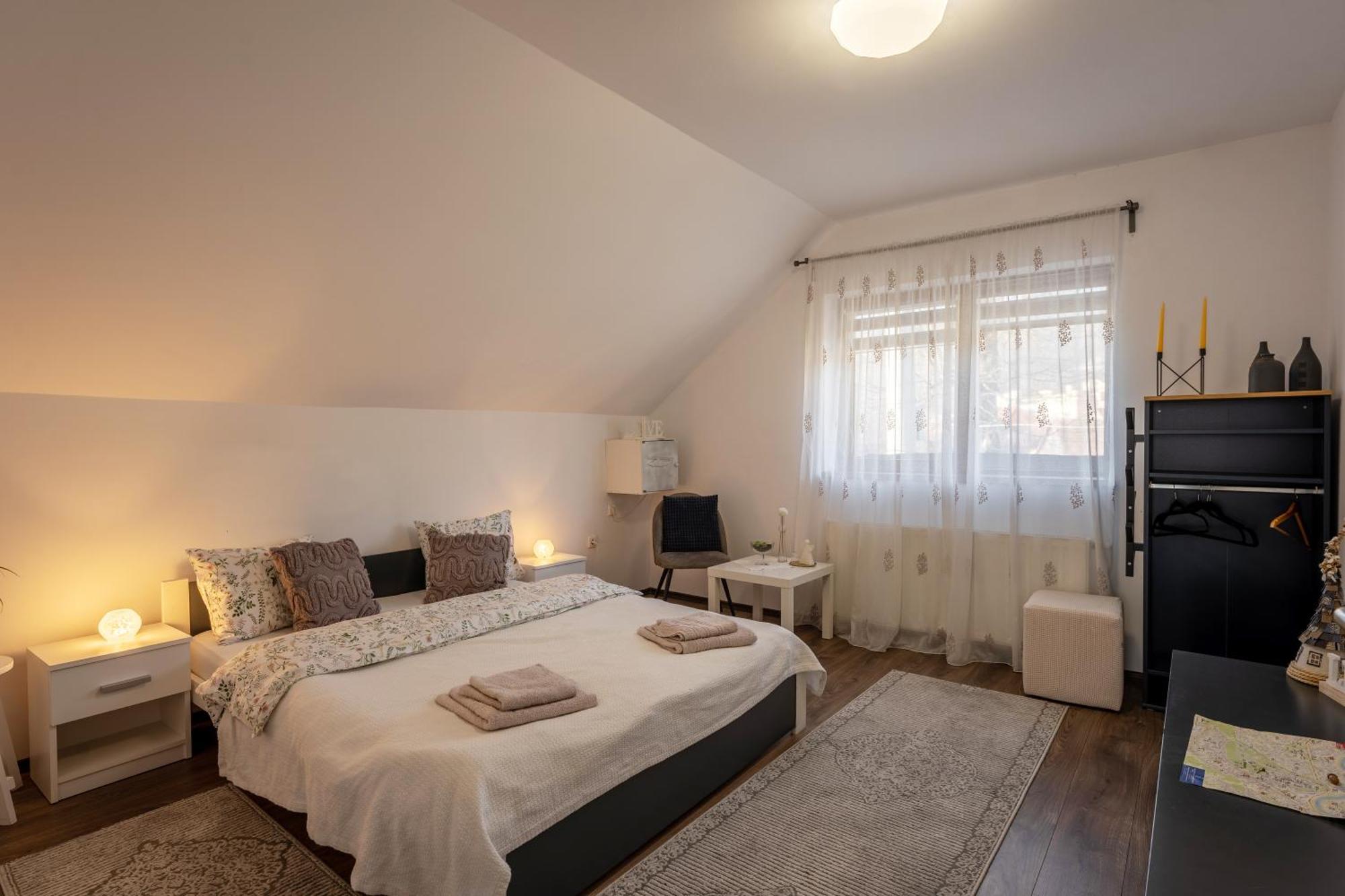 Vik'S Home Сигишоара Экстерьер фото